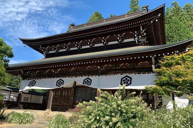 Takayama & Shirakawago 3-Day Tour 10