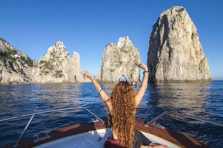 From Sorrento: Discover Capri and Blue Grotto 4
