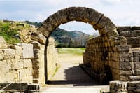5 Days Private Tour: Meteora - Delphi - Olympia & Argolida 5