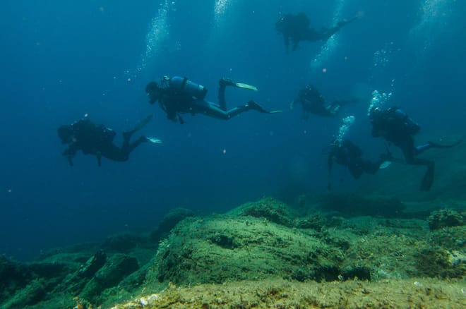 Private Discover Scuba Diving for Beginners in Athens photo 6