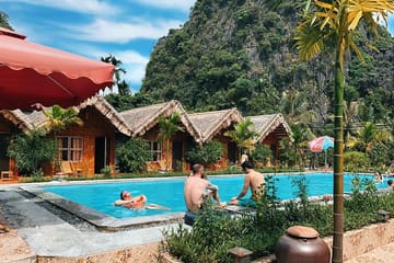 Two-Day Ninh Binh Tour from Hanoi: Hoa Lu, Mua Cave, Tam Coc