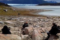 Pioneros Navigation and Trekking Tour from El Calafate