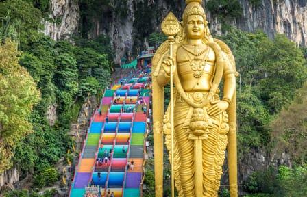Private Kuala Lumpur City Tour with Batu Caves and Twin Towers