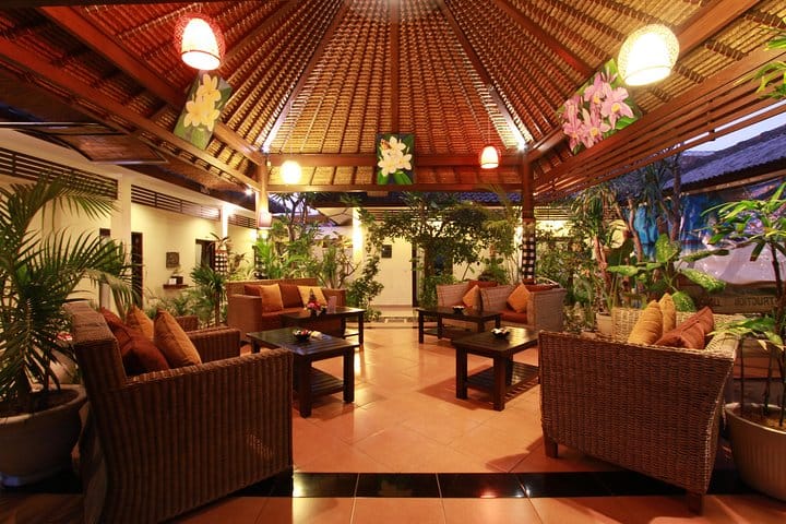 relax before your airport transfer