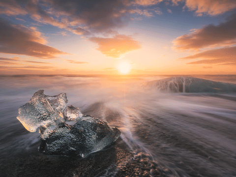 2-Day Private Tour Diamond Beach & Glacier Lagoon and Golden Circle with Snowmobile