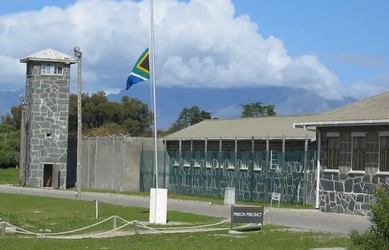 3 Days Private Tour: Cape point, Table Mountain & Robben Island