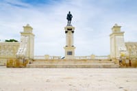 Self-Guided Audio Tour: the Pearl of America 9