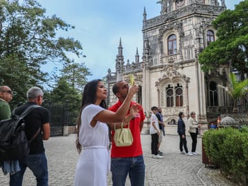 Small Group Tour of Sintra and Quinta da Regaleira from Lisbon