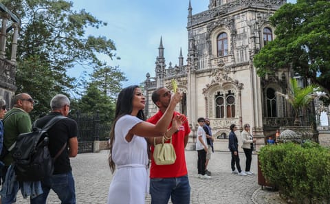 Small Group Tour of Sintra and Quinta da Regaleira from Lisbon