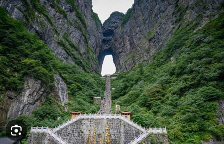 Tianmen Mountain Day Tour and Night Lights in Furong Ancient Town