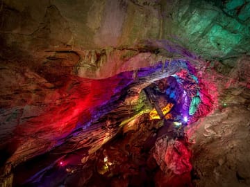 Day Tour from Visakhapatnam to Borra Caves and Thotlakonda