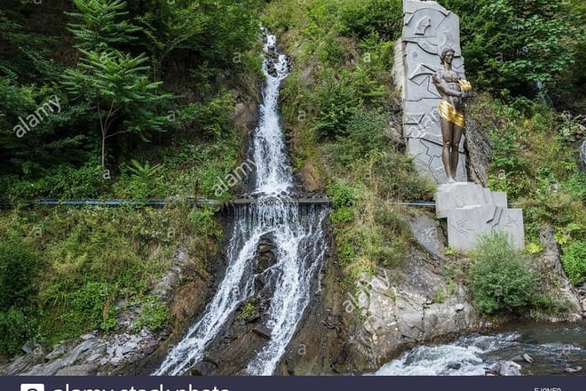 Legendary Places of Georgia: Vardzia, Borjomi, Rabat.( Private Tour) 4