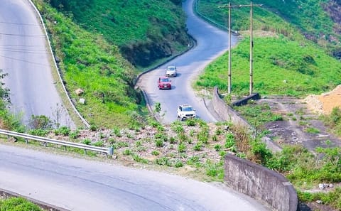 Ha Giang Loop 4-Day Motorbike Adventure from Sapa