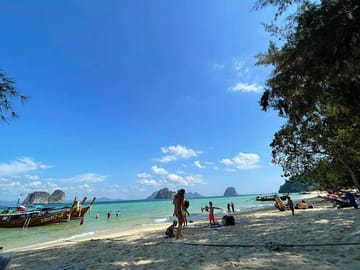 Koh Ngai Beach