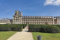 4 hours Paris Private Trip with one Indian Meal - Hotel pickup  8