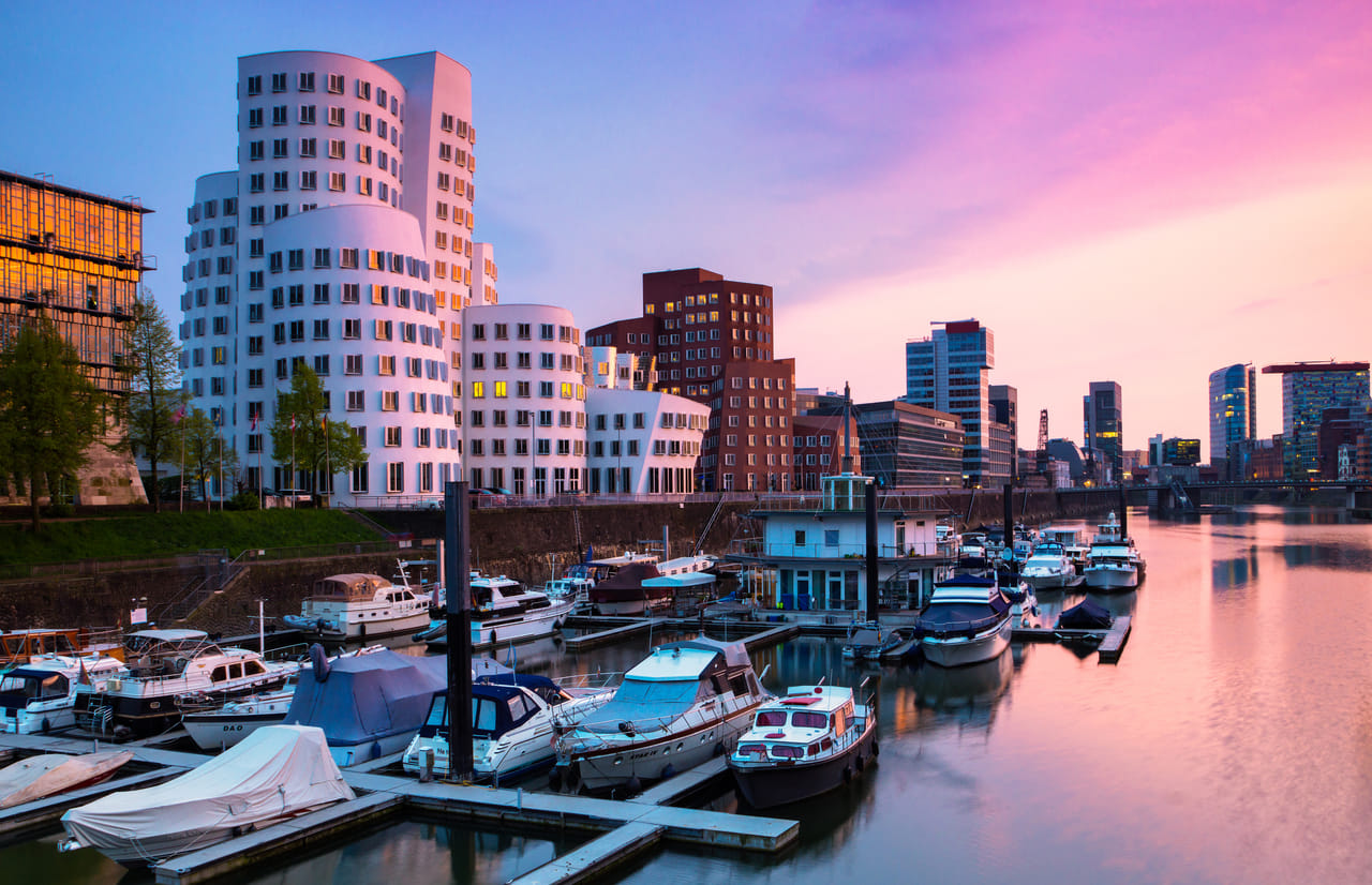 Dusseldorf in 1 Day - Walking Tour - Audioguide in 7 languages 4