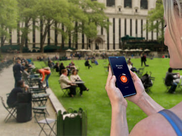 Visit New York on your own: A relaxing break in Bryant Park, behind the Public Library.