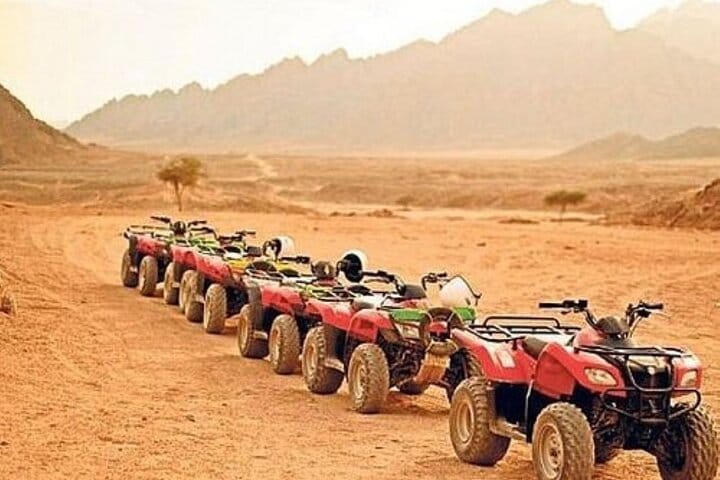 Hurghada Jeep Super Safari to Bedouin Village with Dinner & Show