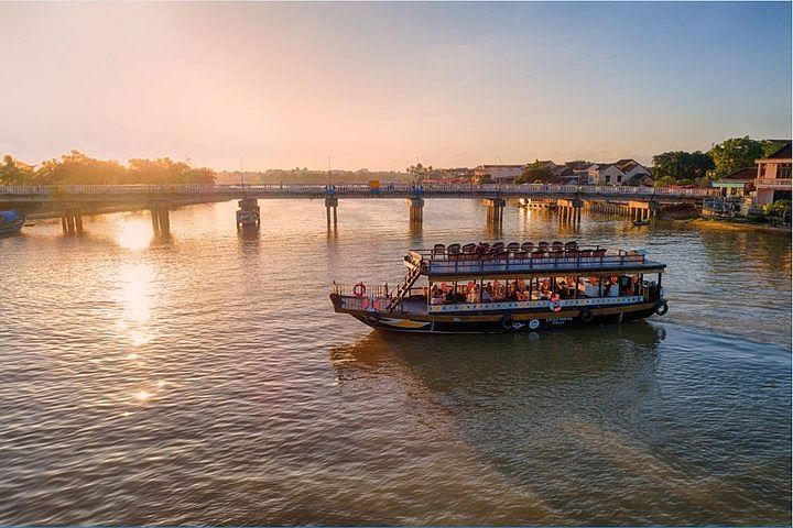 Sunset Boat Trip on Thu Bon River: Explore Hoi An’s Hidden Beauty