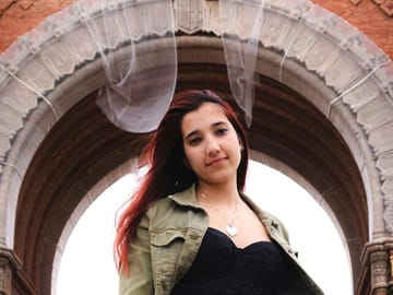 Photography Session at Arc de Triomf in Barcelona