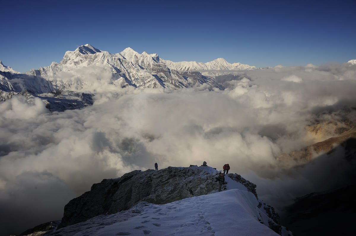 19 Days Mera Peak Climbing & Expedition – One Life-Changing Himalayan Adventure