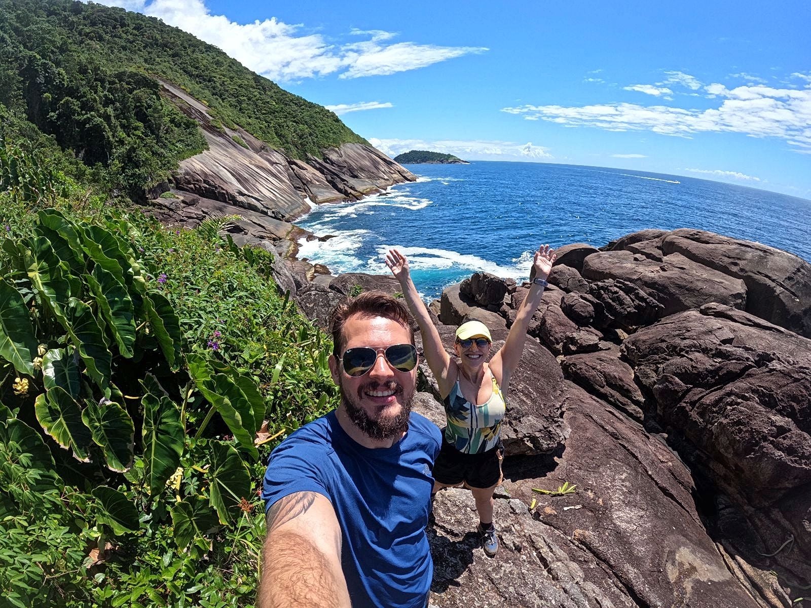 Day hike: Saco Bravo Waterfall & Boat Trip