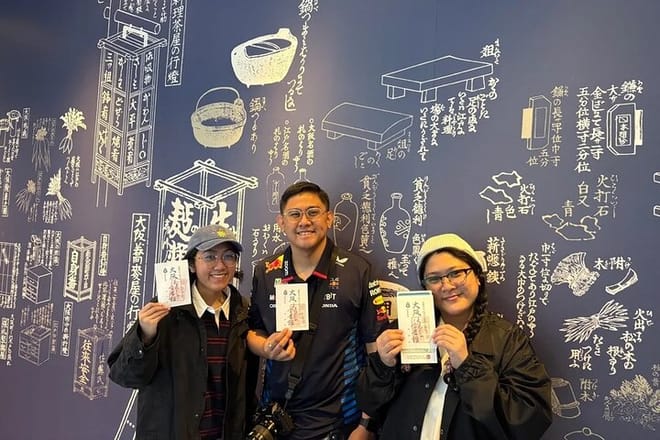 5-Hour Osaka Bike Tour to the Neighborhood of Osaka Castle 9