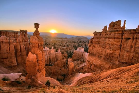 Private 7 Day National Parks Tour from Las Vegas to San Francisco via Grand Canyon with Camping