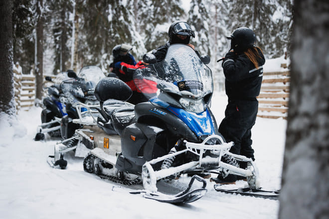 Husky and Reindeer Experience with Snowmobiling photo 6