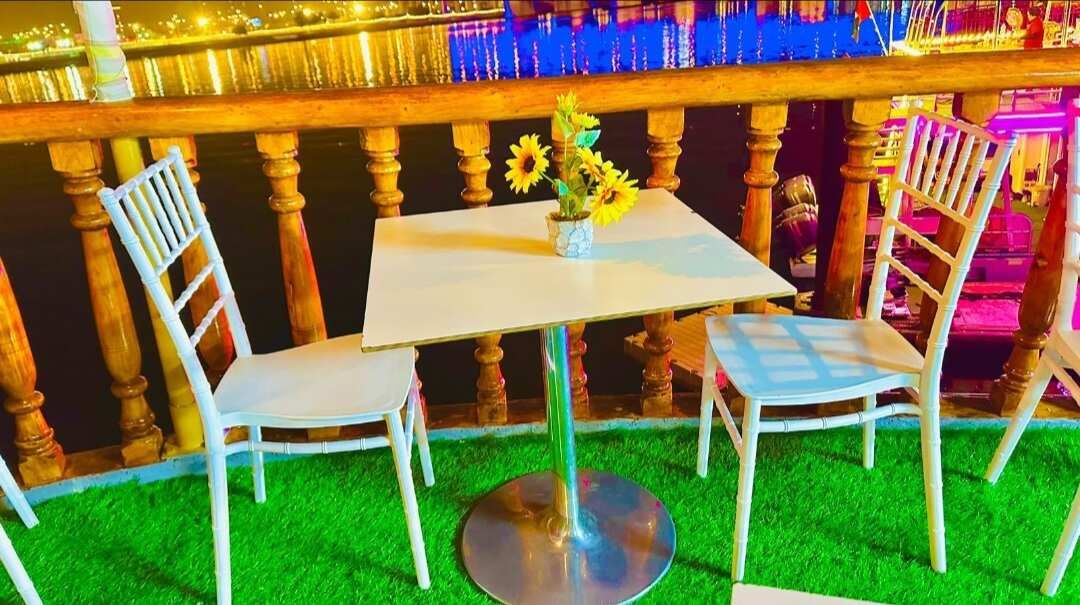 Dubai water canal cruise with dinner