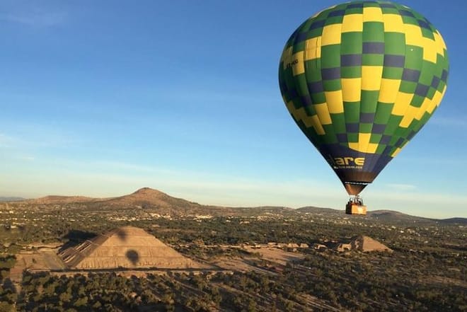 Full-Day Teotihuacan Hot Air Balloon Tour from Mexico City Including Transport