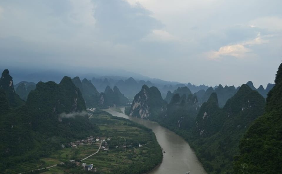 2-Day Nature Tour of Longji Rice Terraces and Li River in Guilin