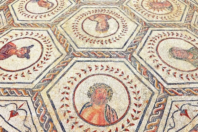 Guided Half Day Trip to Itálica Roman Ruins from Seville photo 5
