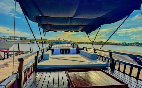 Scenic Boat Tour from Siem Reap to Battambang, Cambodia