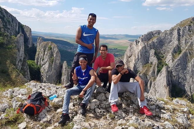 CLUJ ADVENTURE TOUR ! ZIP LINE and HIKE 3