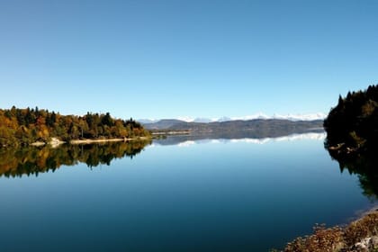 2 Days Private Tour to Shaori Lake and Khvanchkara Cellar in Racha