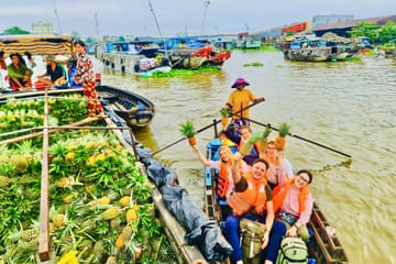 Two-Day Mekong Delta Bike and Boat Tour in Can Tho