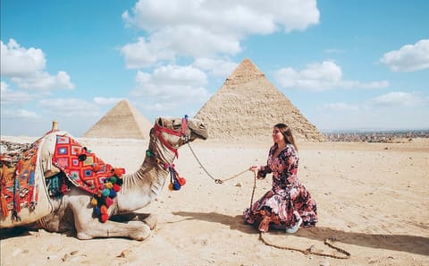 Cultural Tour of the Pyramids of Giza and Camel Ride