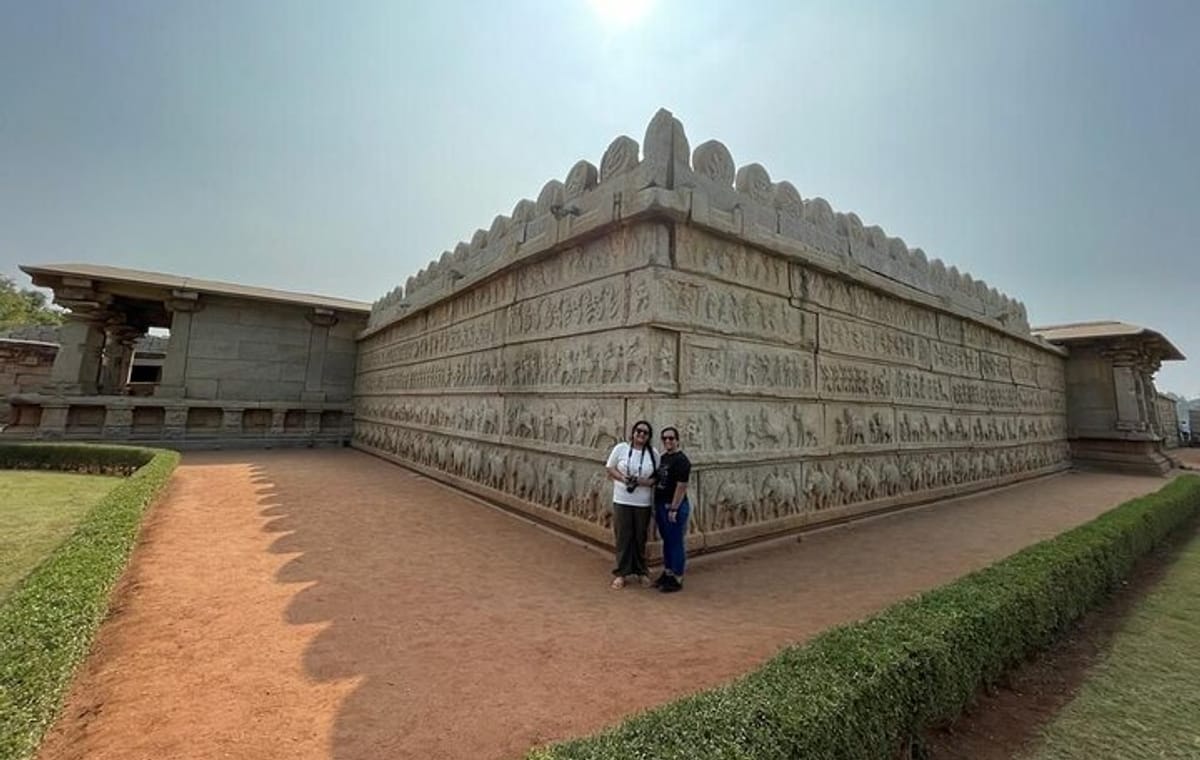 Hubli to Hampi, Belur, Halebedu & Bangalore Tour