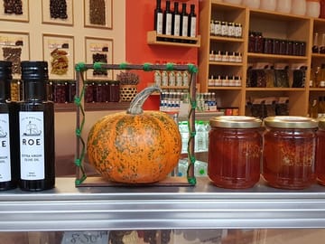 Olive and honey shop