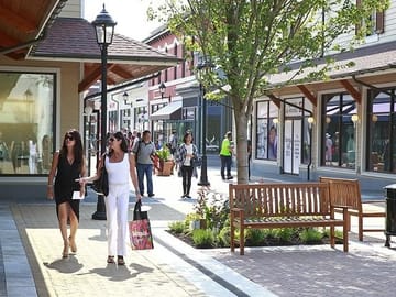 Mc Arthur Glen Designer outlet mall Brands shops
