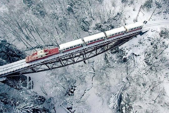 Private Tour to Bakuriani Ski Resort and the Legendary Borjomi
