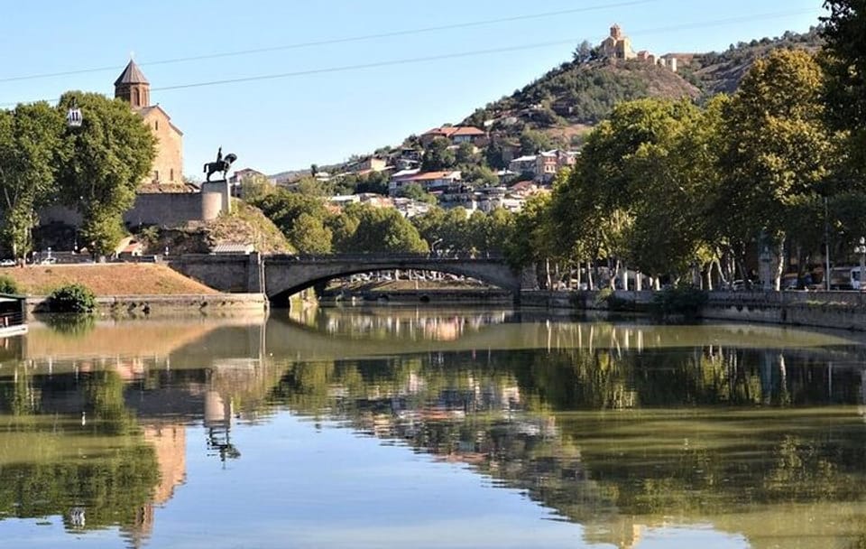 5 days and 4 nights. Hotel and group tours “Everything about Georgia.