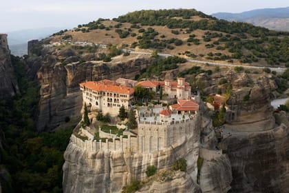 5 Days Private Tour: Delphi – Meteora – Thessaloniki & Pelio