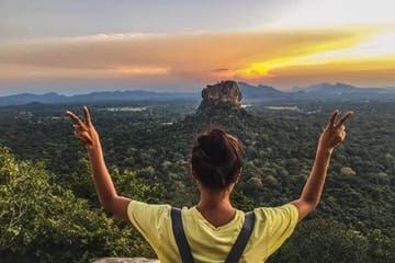 Sigiriya and Dambulla Cave Temple Day Tour from Colombo