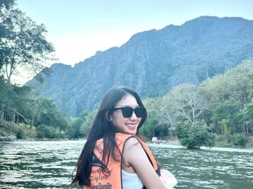 Adventure Tour: Kayak, Zipline, and Explore Caves in Vang Vieng