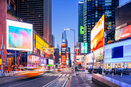 New York: Audio Guided Walking Tour (3:30 – 22 audio commentaries)