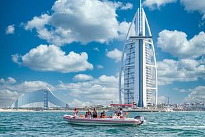 100 Minutes Speedboat Thrilling Adventure in Dubai 