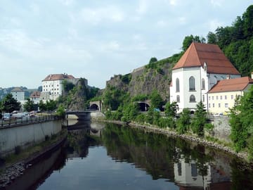 Passau – Inn River Stroll with picturesque city views