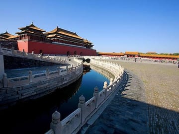 Beijing Forbidden City and Badaling Great Wall private day tour.